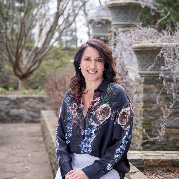 BUY WITH CONFIDENCE- POSHMARK SUGGESTED USER - Picture 5 of 5